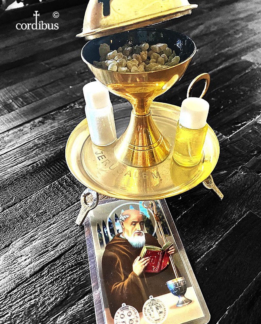Sacramentales San Benito - bolsillo (aceite, sal e incienso)