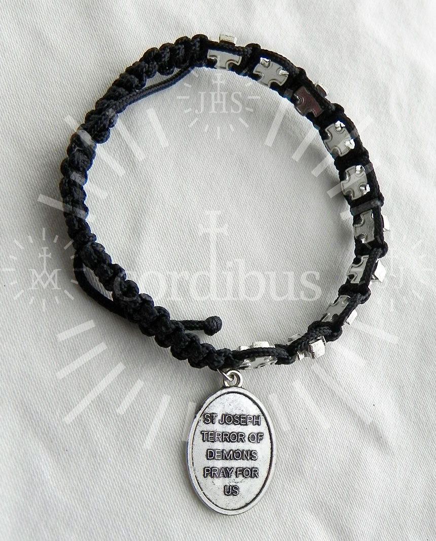 Brazalete "decenario San José terror de los demonios"