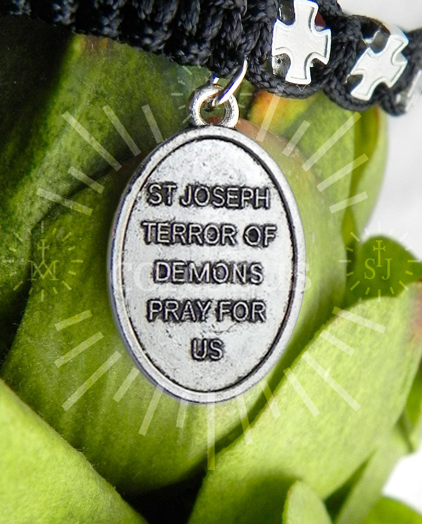 Brazalete "decenario San José terror de los demonios"